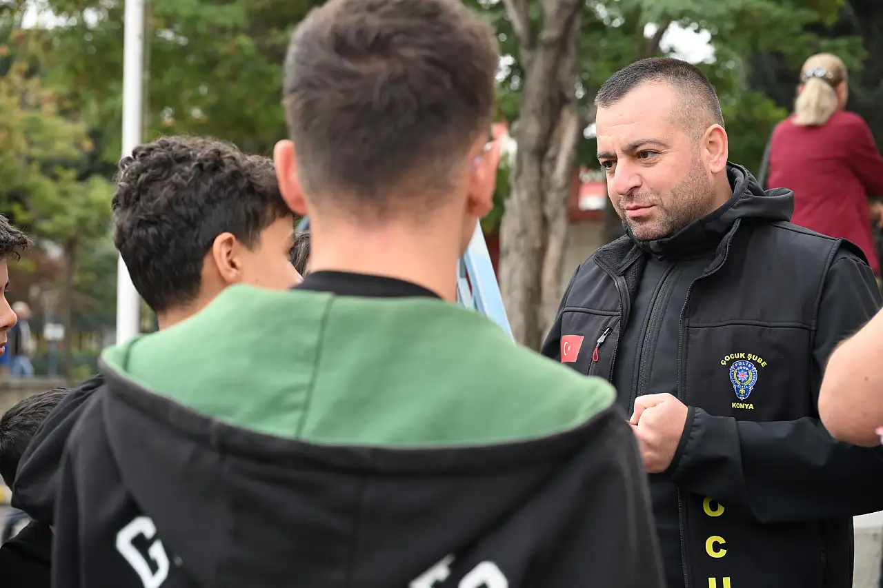 Konya'da okul çevrelerinde dikkat çeken bilanço! 9 kişi yakalandı