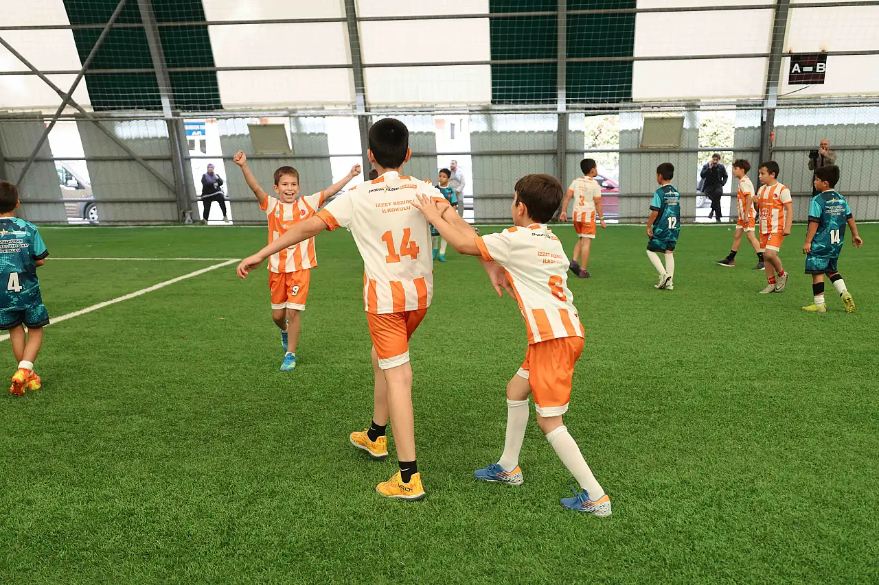 Karatay'da 32 ilkokul şampiyonluk için yarışıyor!
