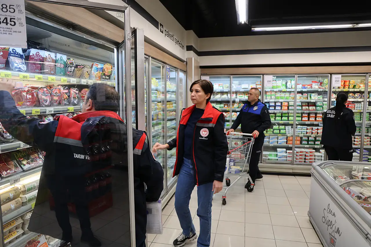 Konya'da marketlere sıkı denetim! Bu kurallara uymayan yandı