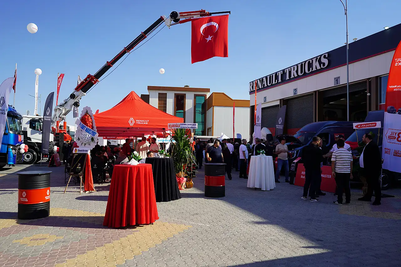 Konya'da devlerin buluşmasına Buyruk Grup imzası