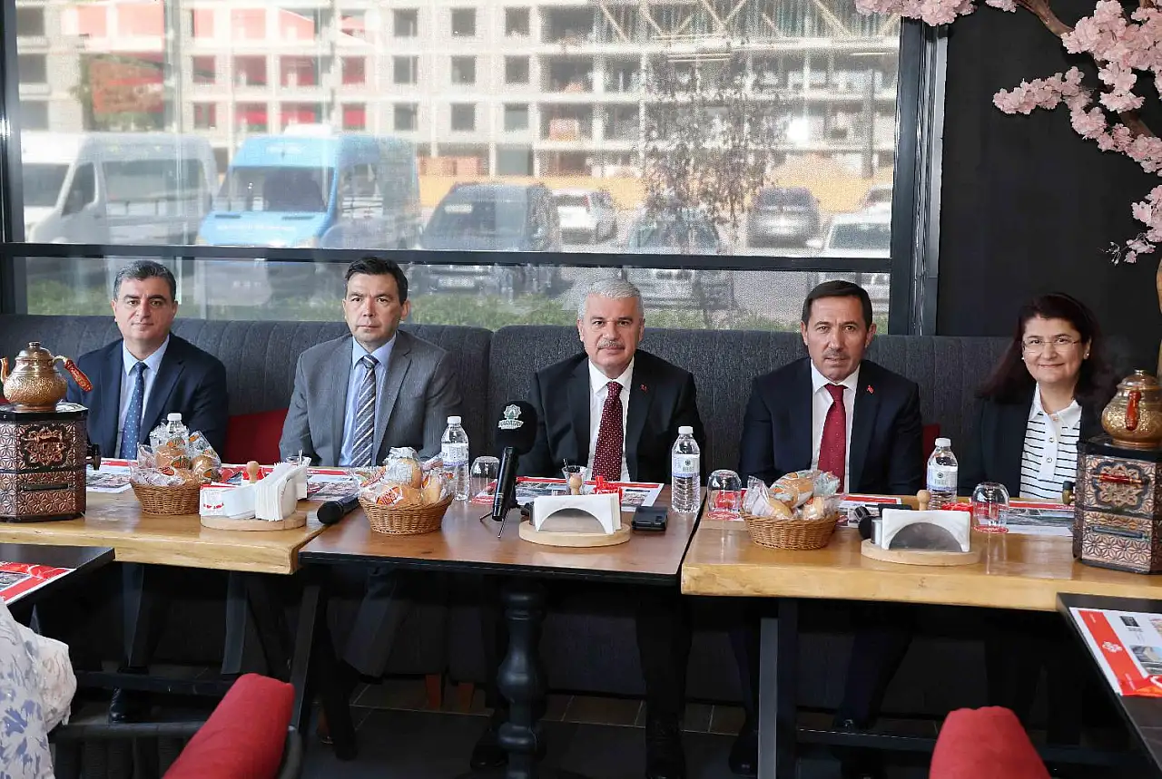 Karatay'da 'Alzheimer Günü' farkındalığı: Hastalar ve yakınları unutulmadı!
