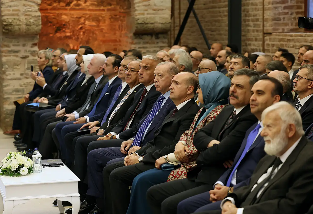 Cumhurbaşkanı Erdoğan: Eski günlerin özlemiyle hareket edenlere fırsat vermeyeceğiz!