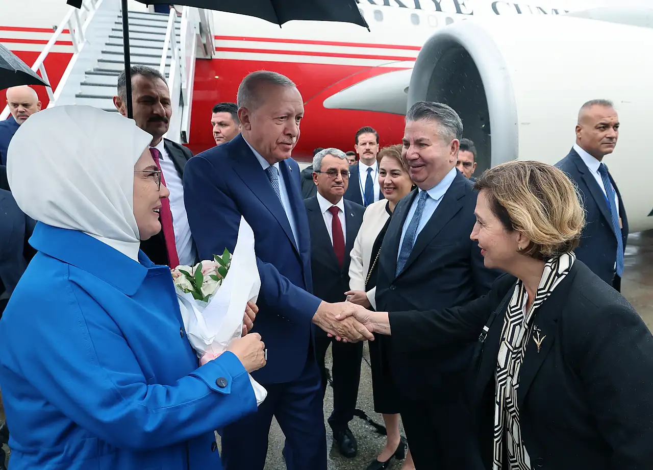 Cumhurbaşkanı Erdoğan New York'ta! Türkevi önünde coşkulu karşılama