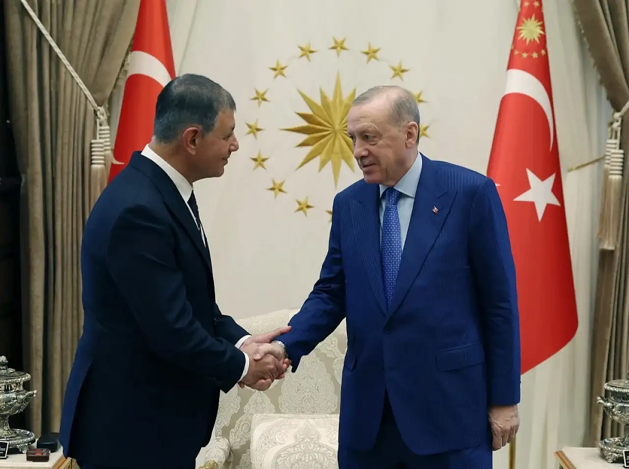 Cemil Tugay AK Parti'ye geçiyor!