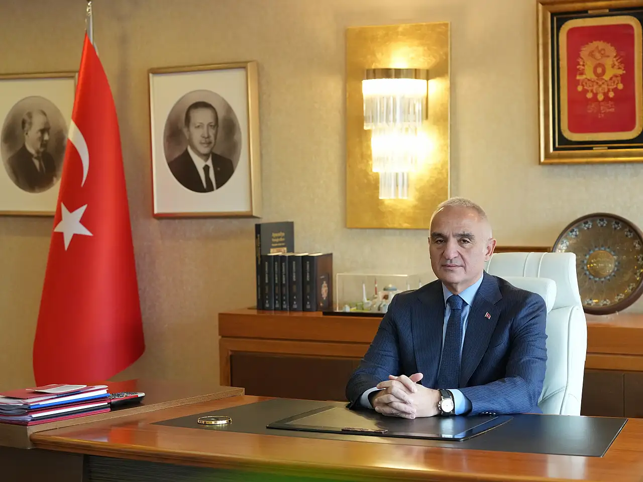 Bakan Ersoy: Tralleis'te 2 bin yıllık antik havuz gün yüzüne çıkarıldı