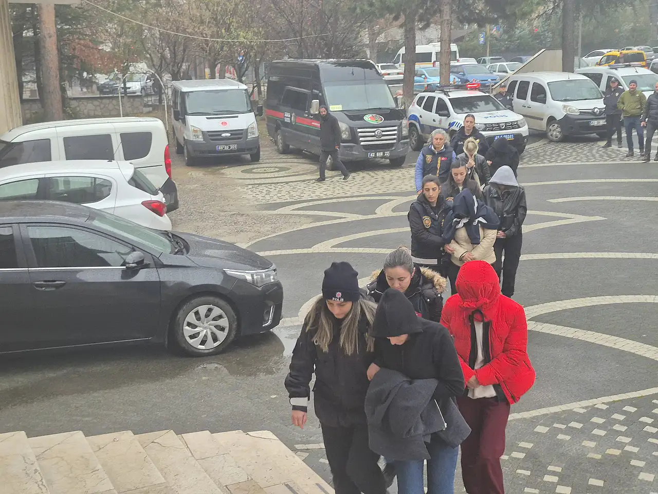 Konya'da şok baskın! Masaj salonları fuhuş yuvası çıktı