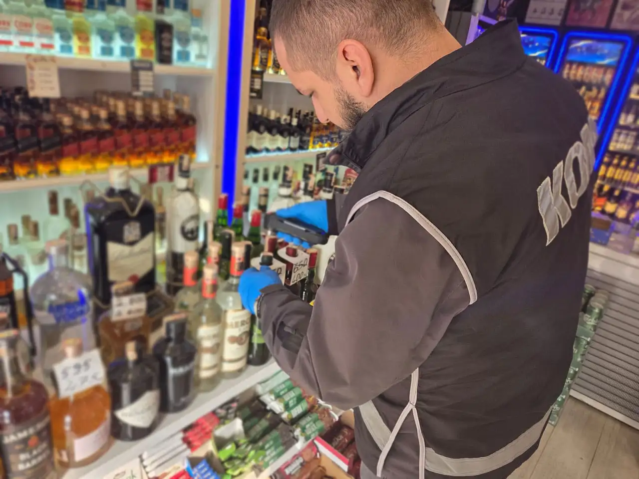 Konya'da yılbaşı öncesi alkol stoklarına yakın mercek!