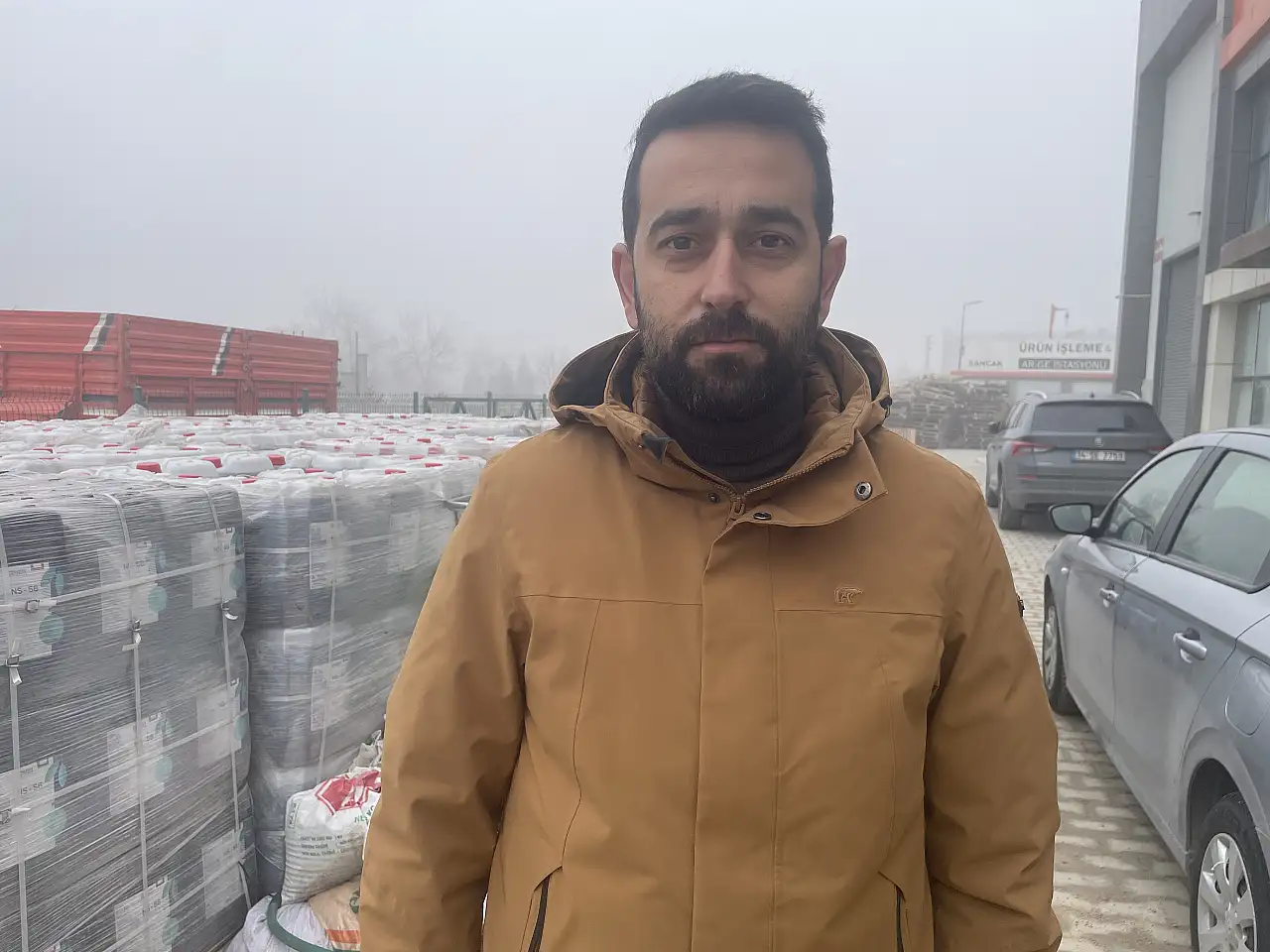 Konya'da hububat üreticisinin gözü havada: Tarlalar kar örtüsü bekliyor!