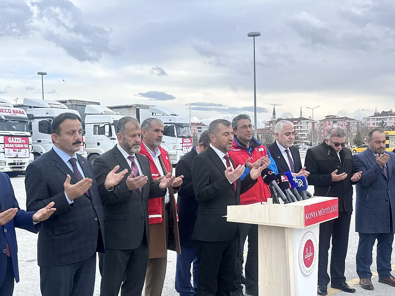 Konya'nın kalbi Gazze için atıyor: 15 tırlık dev sevkiyat yola çıktı!