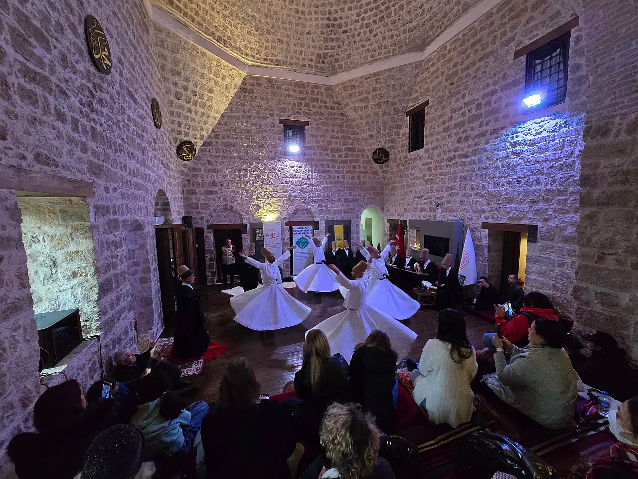 Konya'nın seması, Viyana'da gönülleri fethetti!