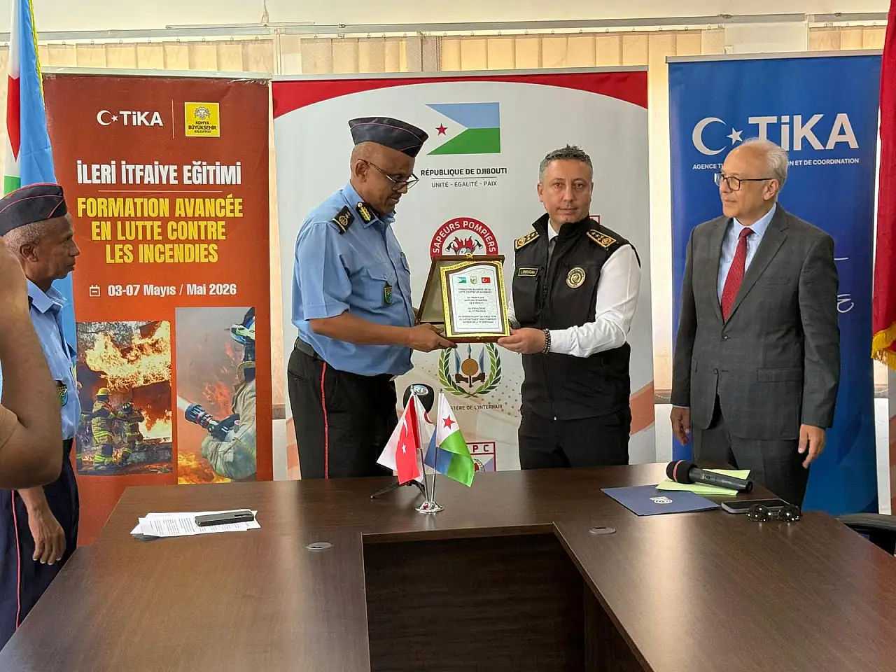 Konya'nın İtfaiye tecrübesi Cibuti'ye taşındı: Gerçeği aratmayan tatbikat nefes kesti!