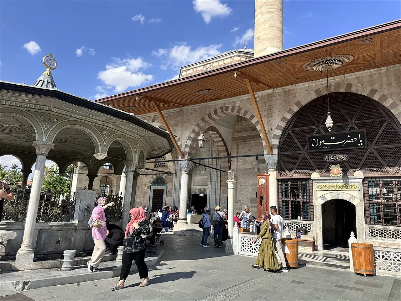 Dünyanın gözü Konya'da! Mevlana Müzesi ziyaretçi rekoru kırıyor