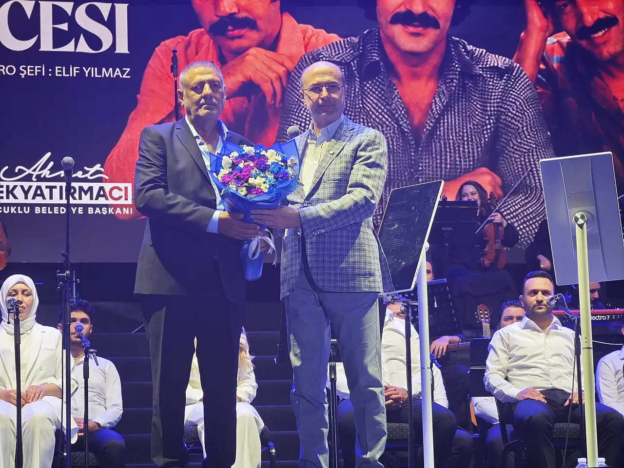 Konyalılar 'Babalar Resitali'ne akın etti! Selçuklu'da arabesk rüzgarı esti