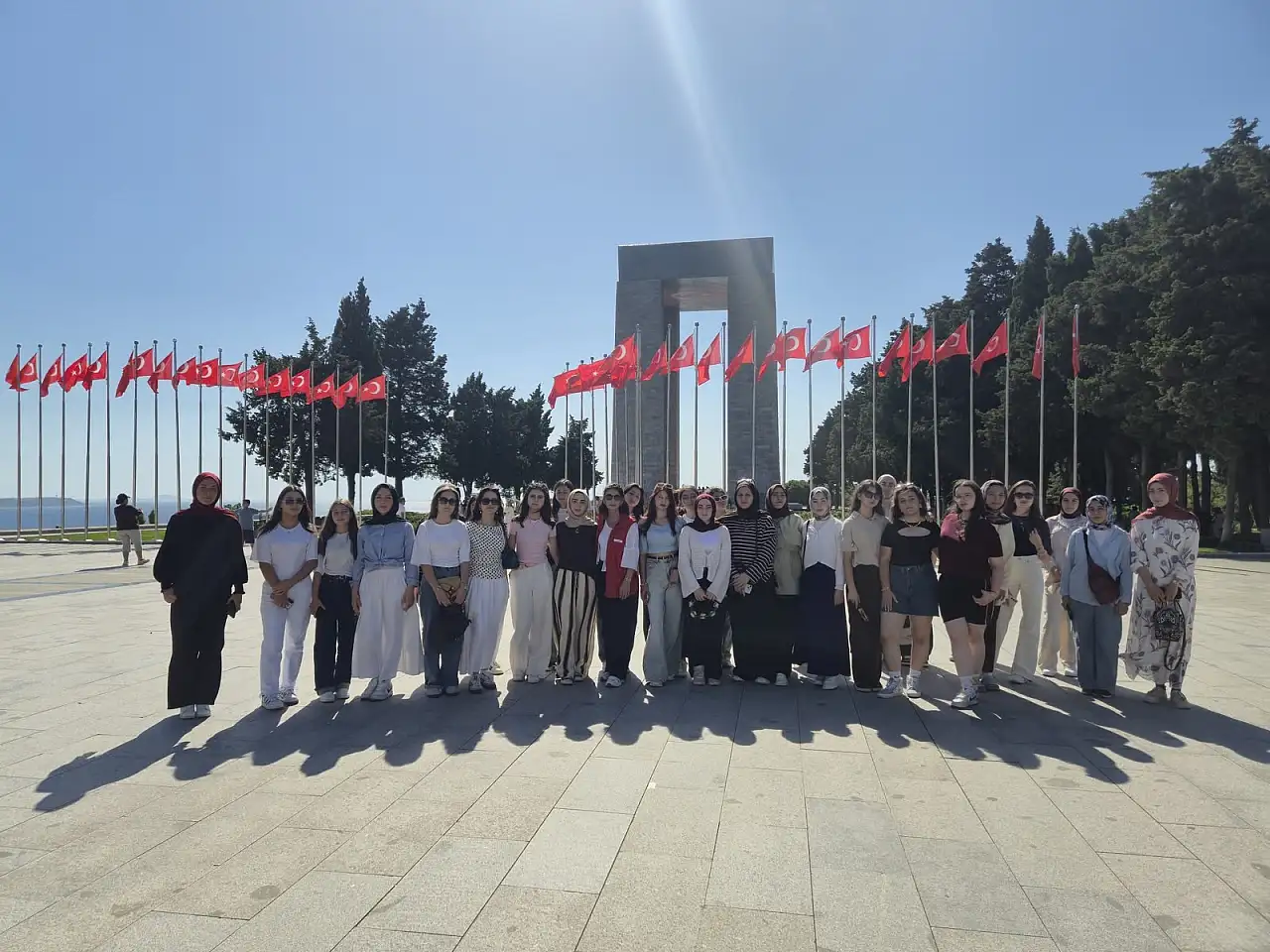 Konyalı gençler Çanakkale'de! Tarihi zaferin izlerini yerinde gördüler