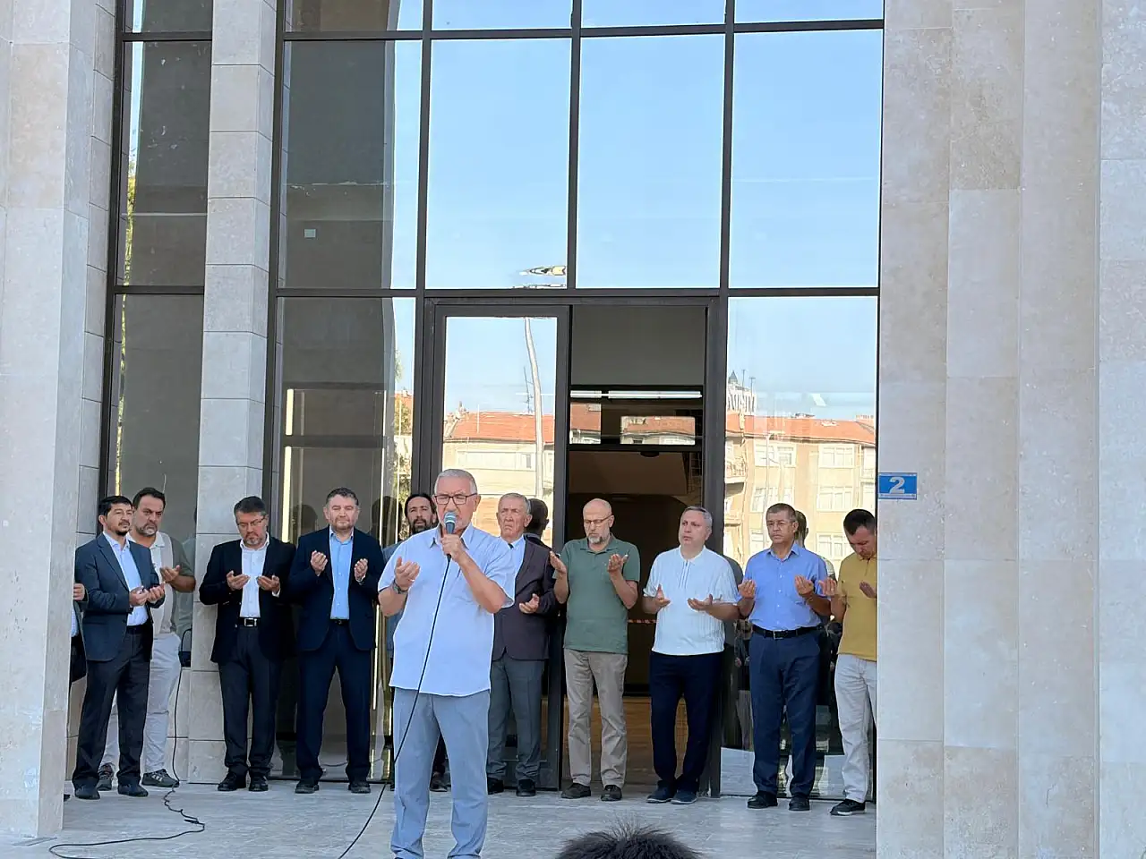 Konya'da 75 yıllık okul baştan aşağı yenilendi! İşte yeni hali