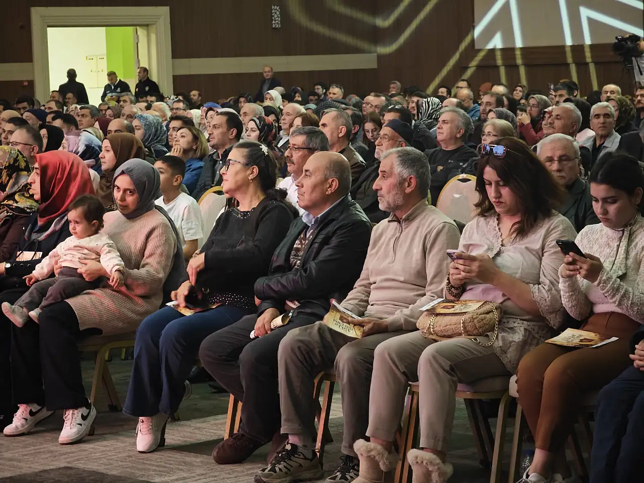 Konya'da 60. Aşıklar Bayramı coşkusu! Sazın ve sözün şöleni başladı