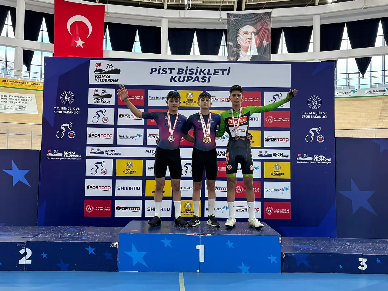 Selçuklu Belediyespor'dan Pist Bisikletinde 14 Madalya!