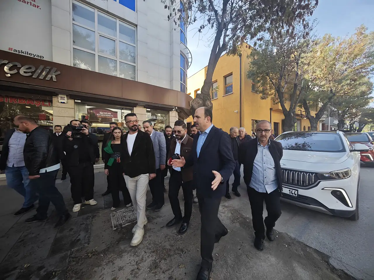 Konya'da Mevlana Caddesi baştan aşağı değişiyor! İşte yapılacak düzenlemeler...