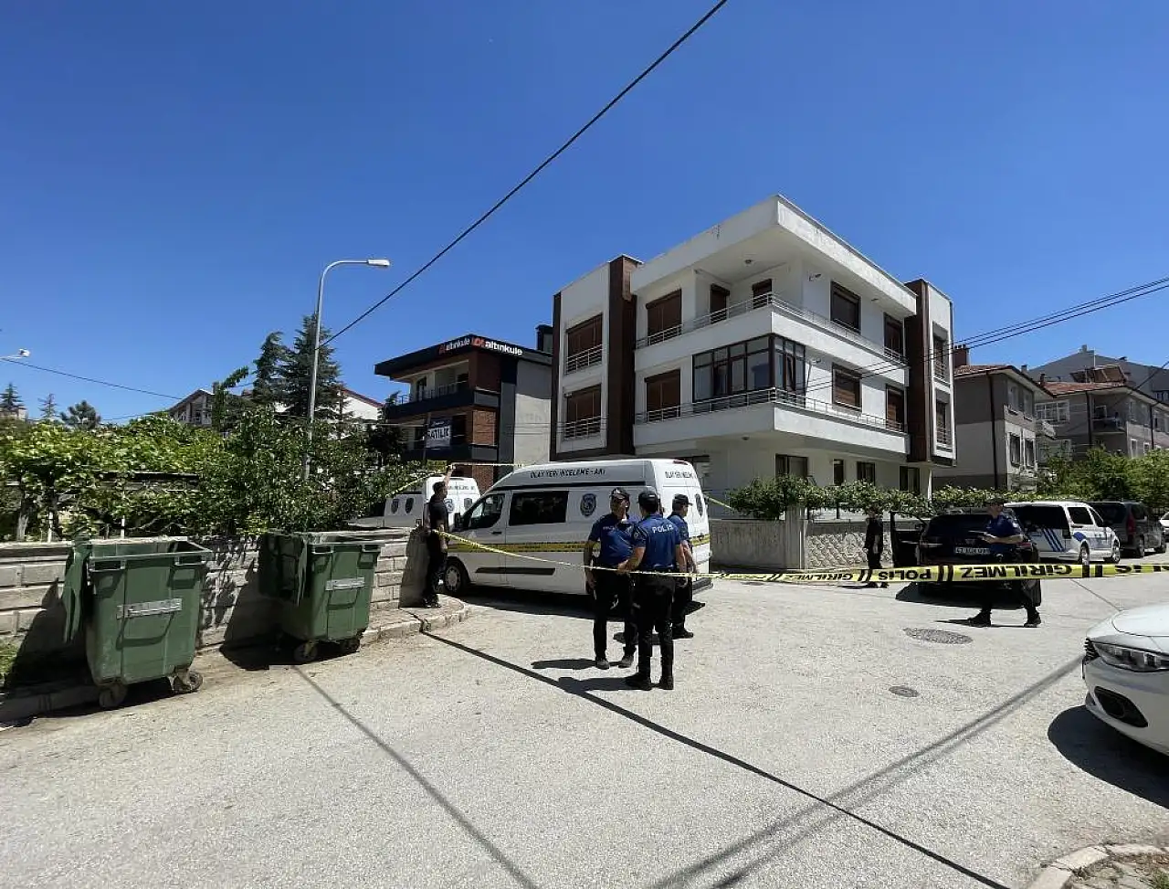 Konya'da kan donduran vahşet! Tartıştığı anne ve babasını acımadan katletti!