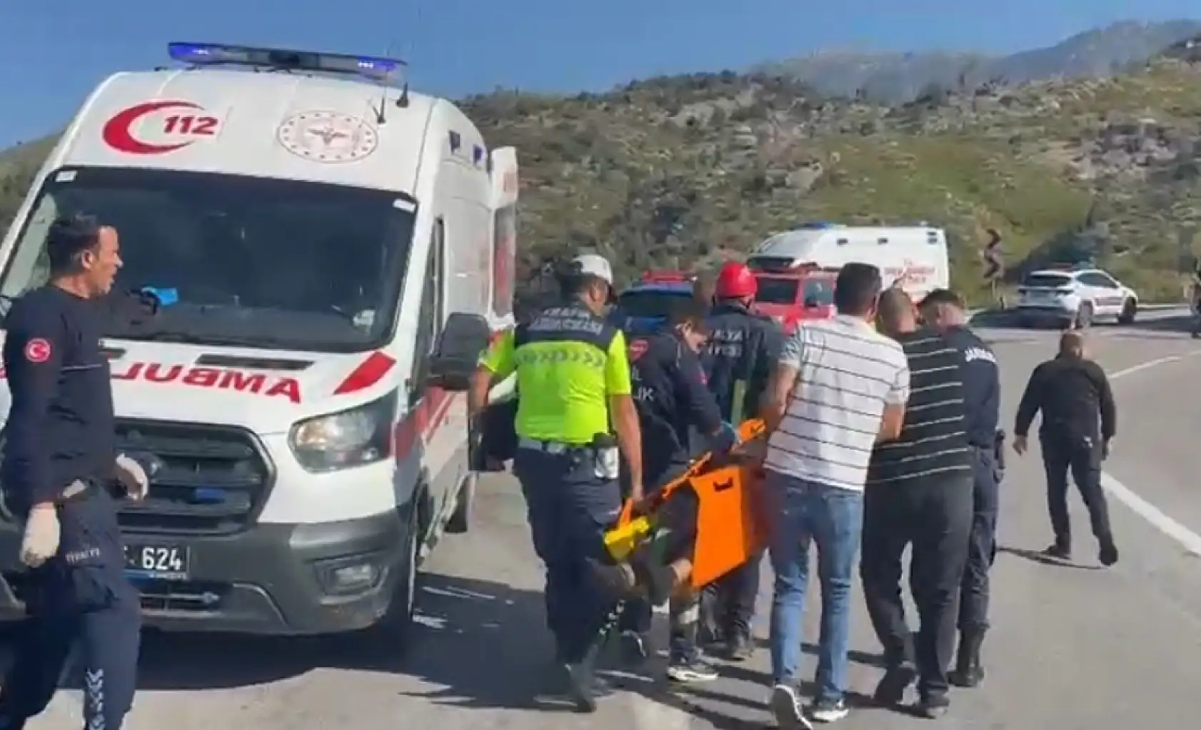Konya istikametinden geliyordu: Kontrolden çıkan tır devrildi!
