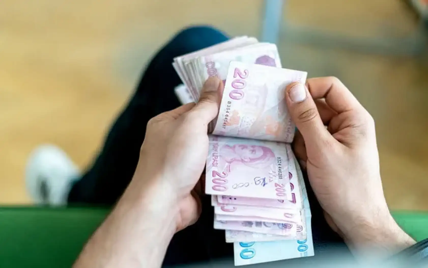 Kara listedeki esnafa bile kredi yolu açılıyor! Borçlar yapılandırılacak!