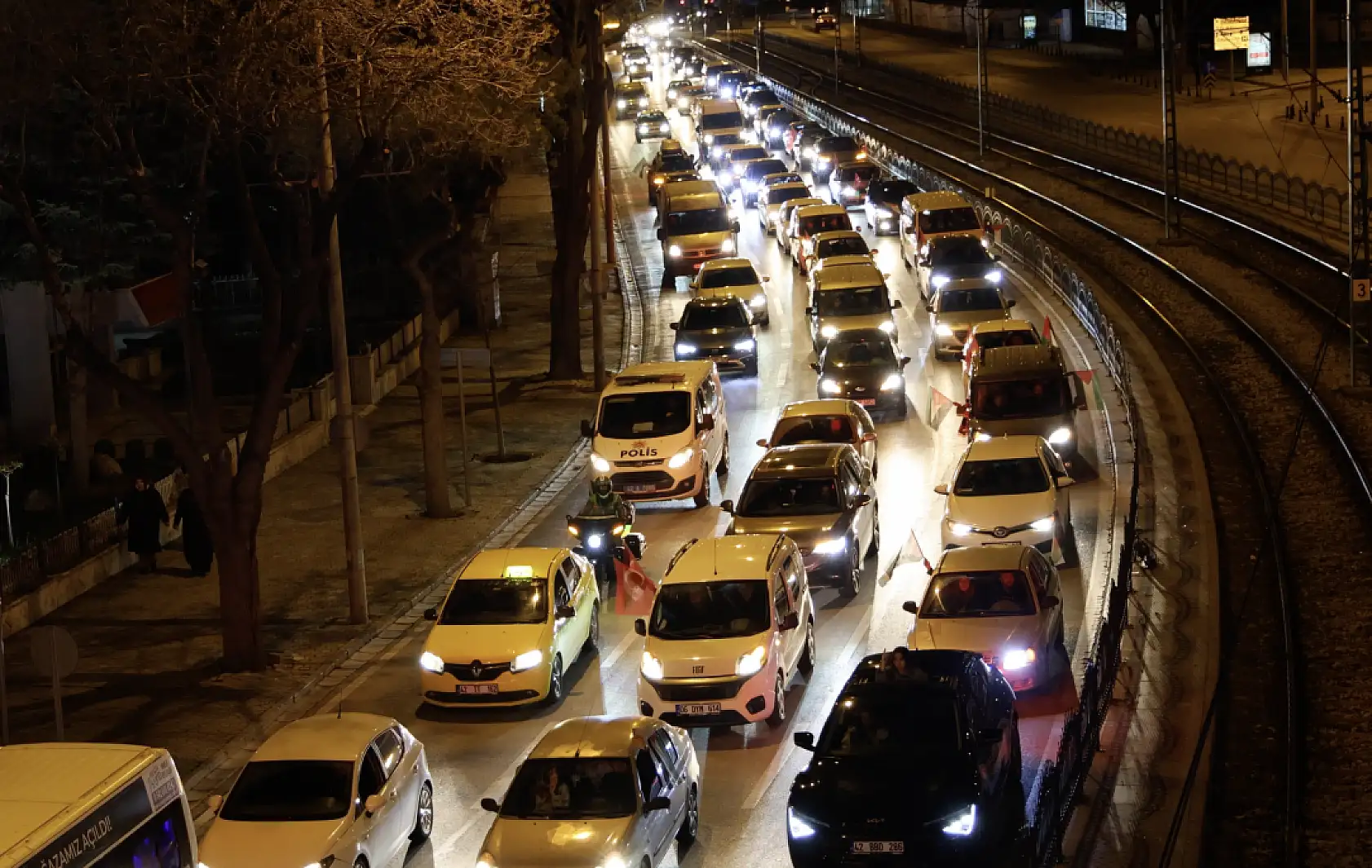 Konya sokaklarında özgürlük sesi: İsrail'e konvoylu tepki!