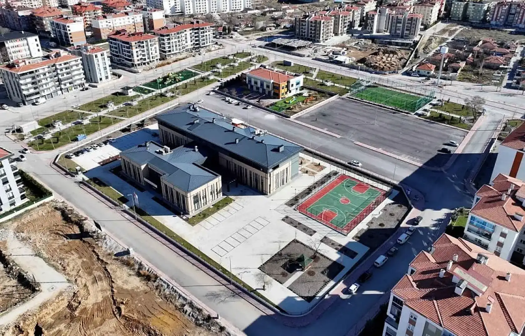 Alanında Türkiye'nin en büyüğü Konya'da hasta kabulüne başladı!