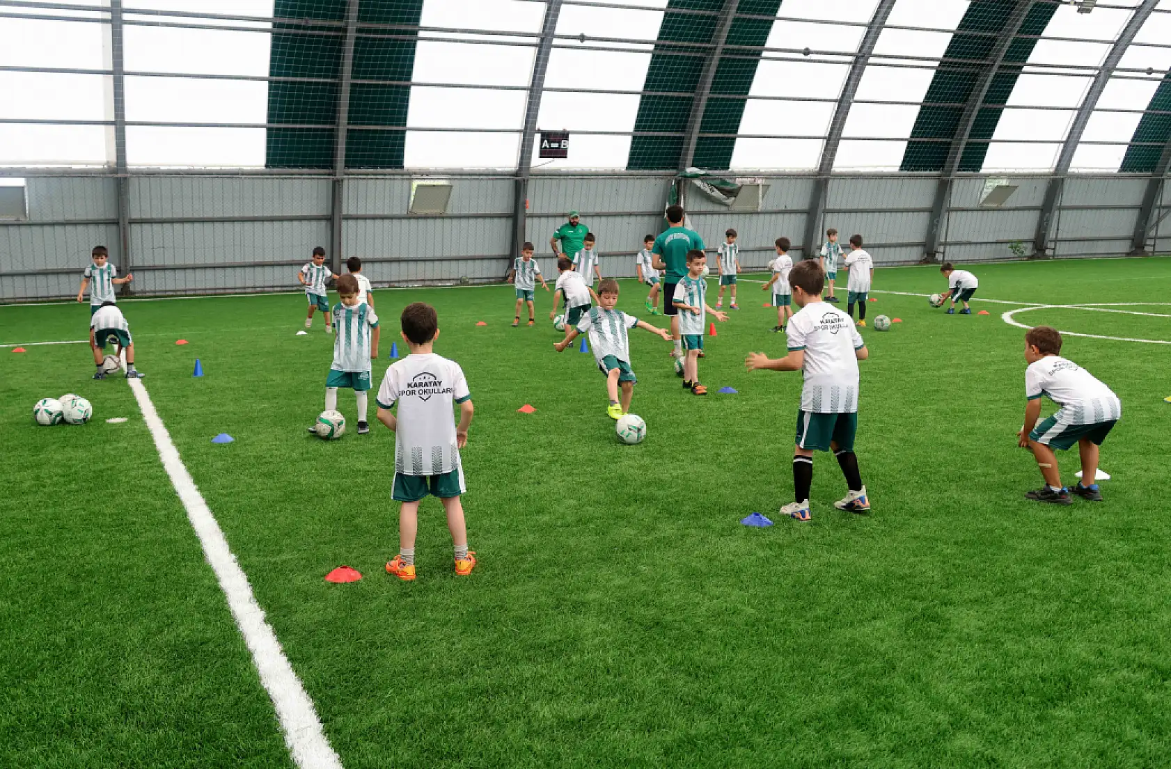 Karatay'da Yaz Spor Okulları başladı: 3 bin 670 çocuk sporla buluşuyor!