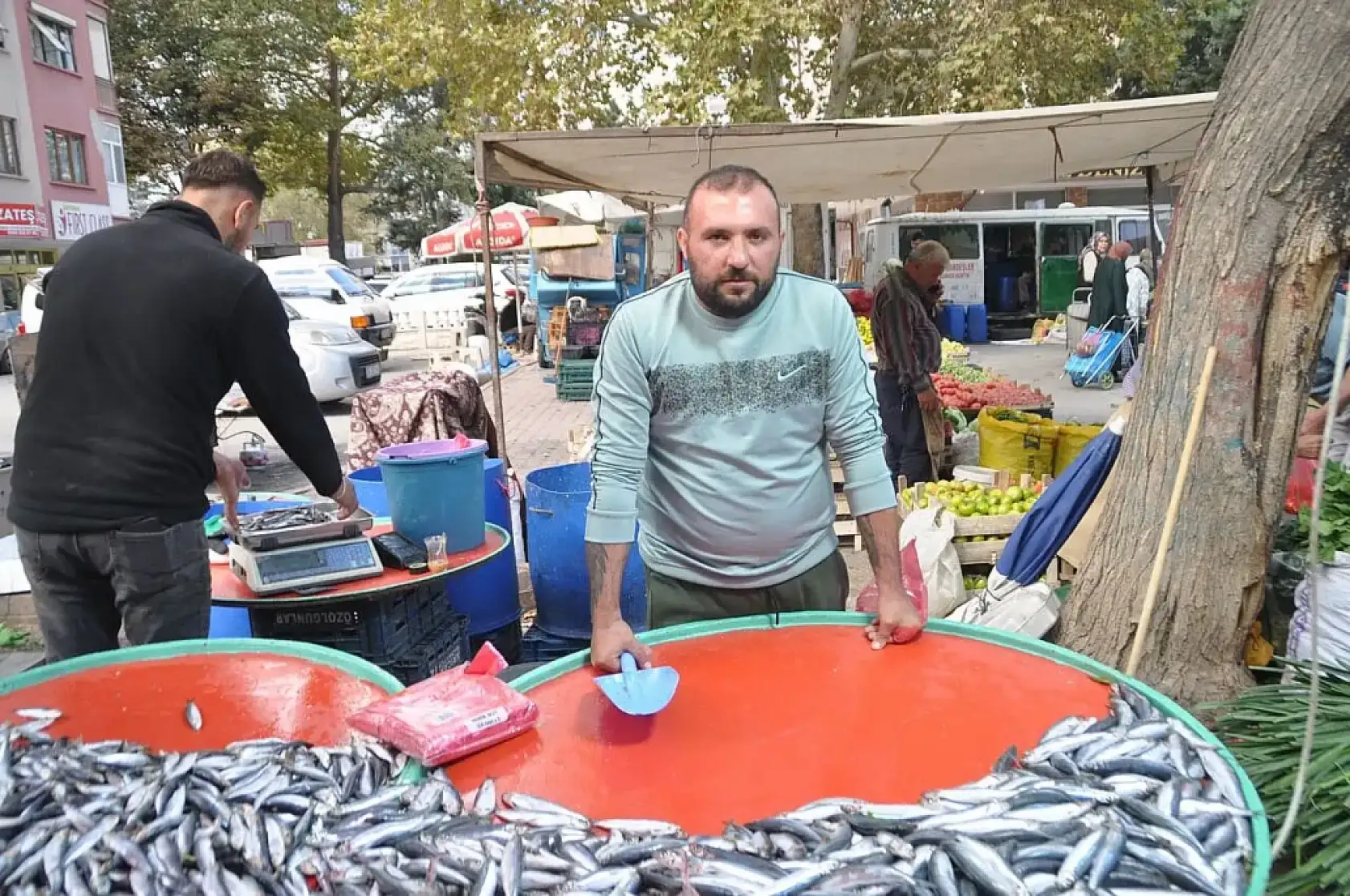 Antalya'yı sel vurdu, Konya'da etiketler uçtu: Pazarda 'kilo' devri kapandı!