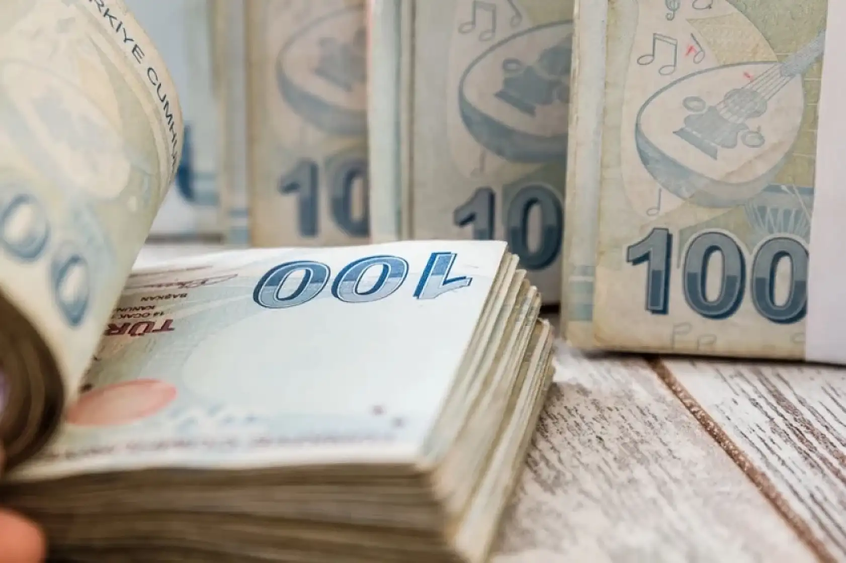 Ev ve araç alacaklar dikkat! En uygun konut ve taşıt kredisi hangi bankada? İşte oranlar...