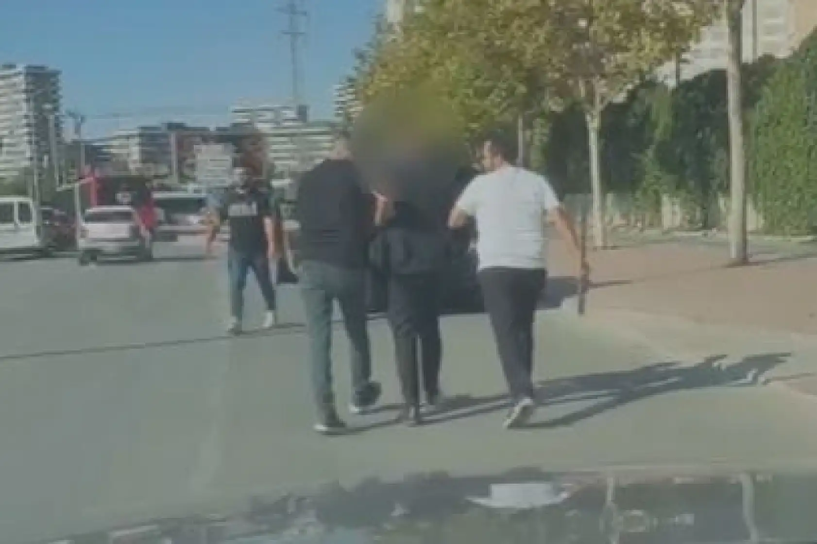 Konya'da öfkeli sürücü çılgına döndü: Yol kesti, sopayla saldırdı! Aldığı ceza...
