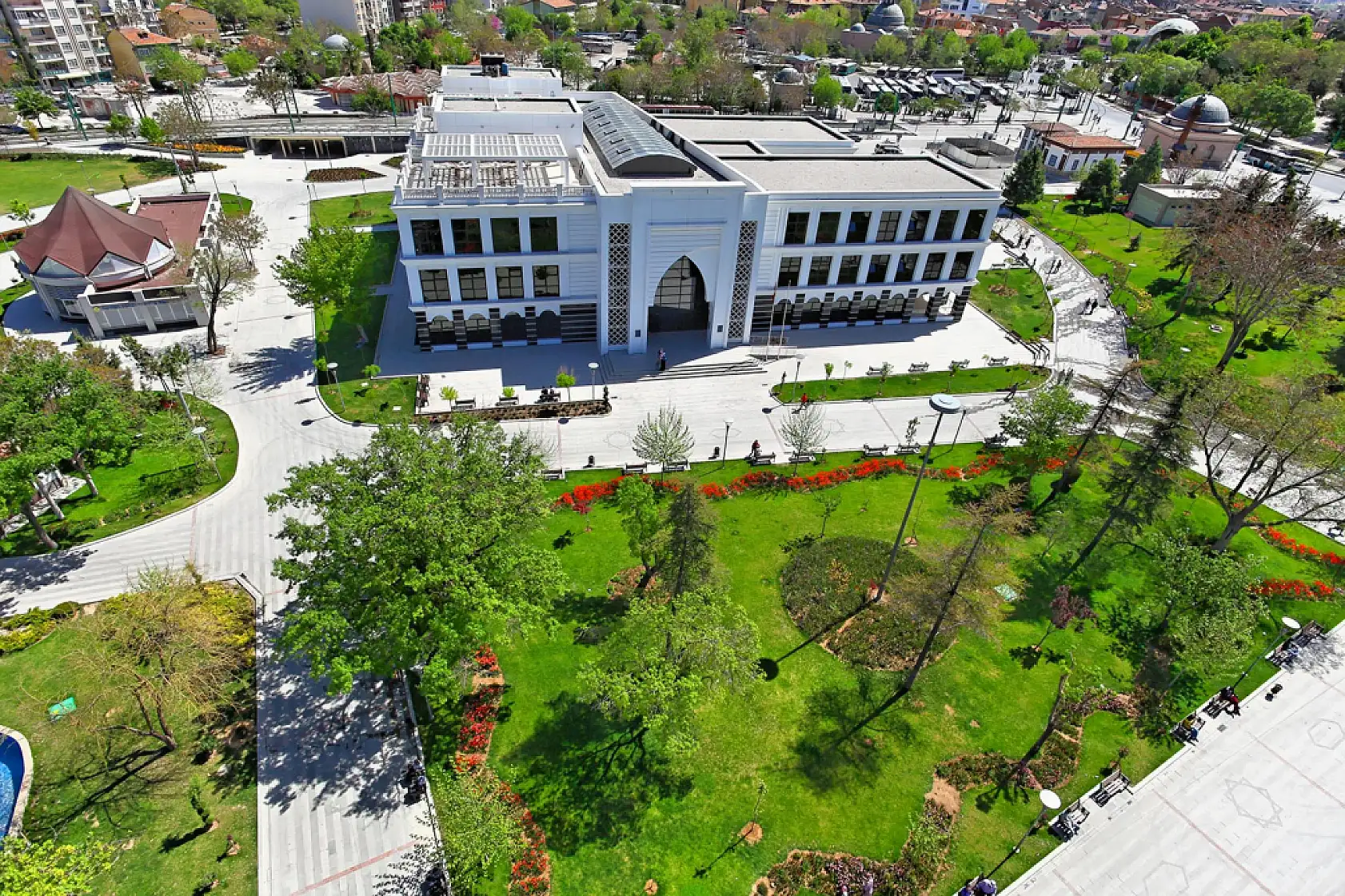 Bayramda Konya'da nereler açık, nereler kapalı? O hizmet 4 gün boyunca ücretsiz!