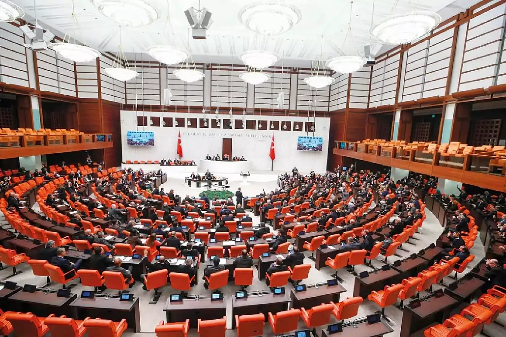 ÖTV'siz araç müjdesi! Yasa çıktı mı, kimleri kapsıyor? İşte şartları...