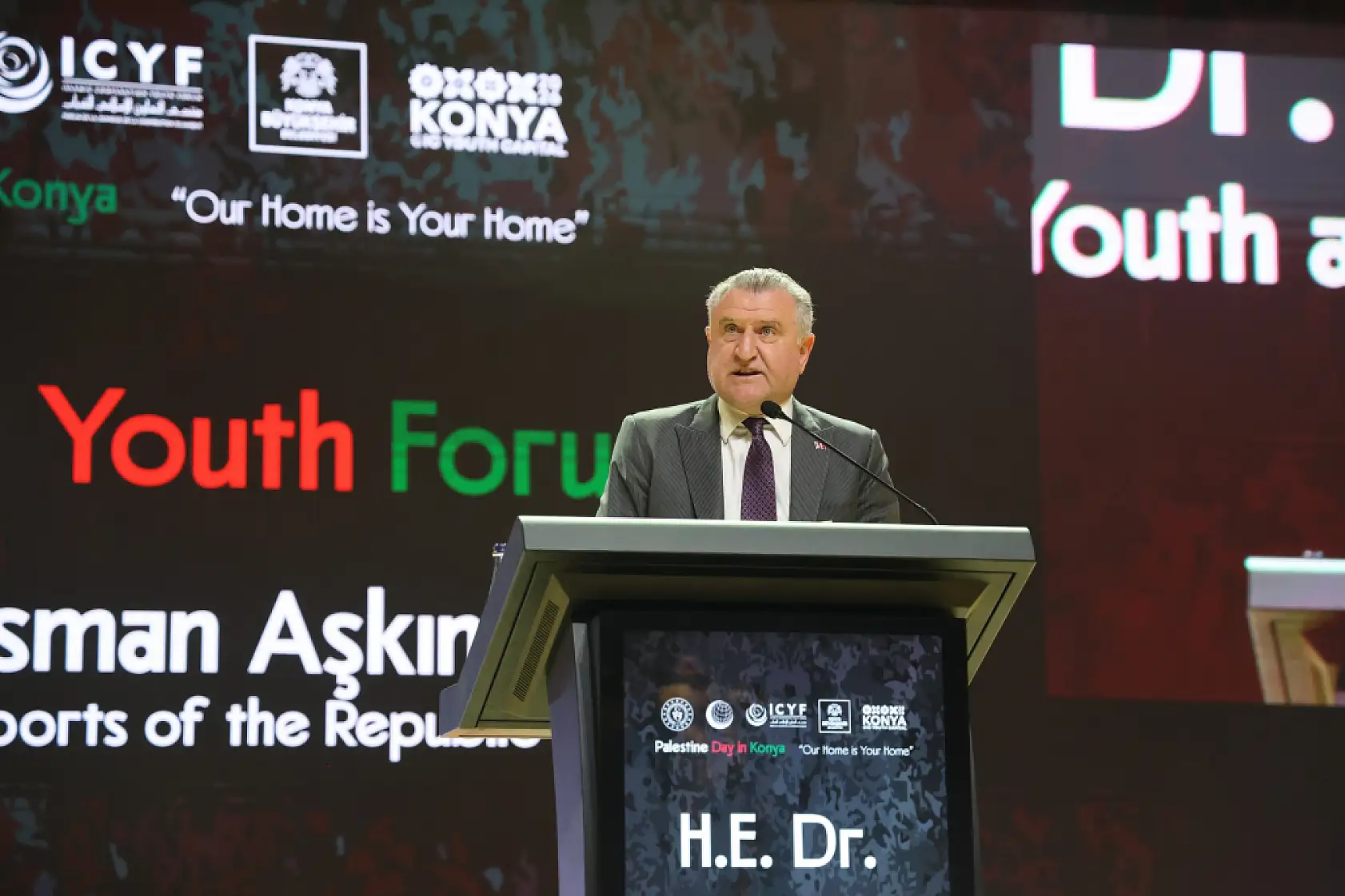 Gençlik ve Spor Bakanı Bak Konya'dan seslendi: 'Bizim evimiz sizin evinizdir'