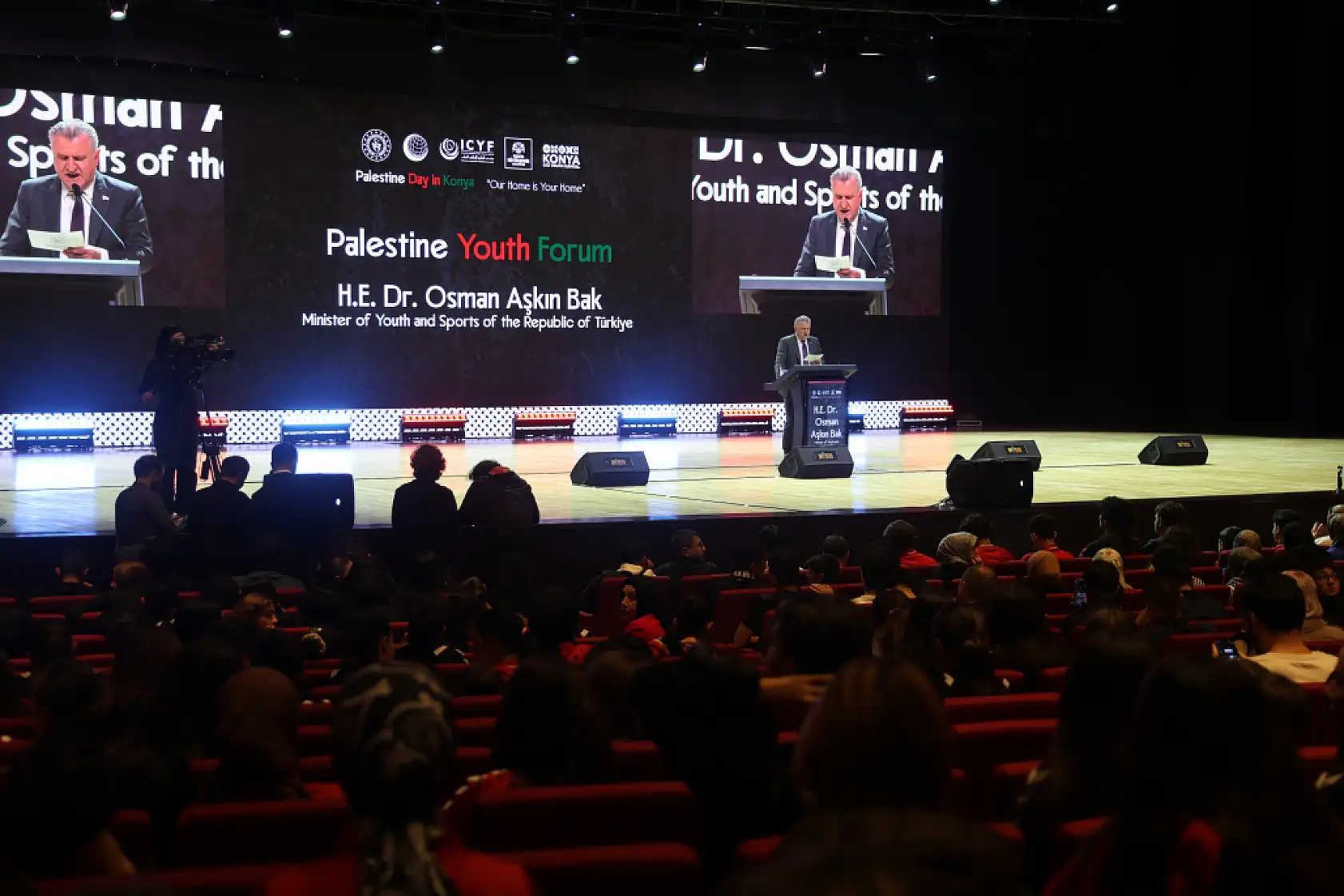 Gençlik ve Spor Bakanı Bak Konya'dan seslendi: 'Bizim evimiz sizin evinizdir'