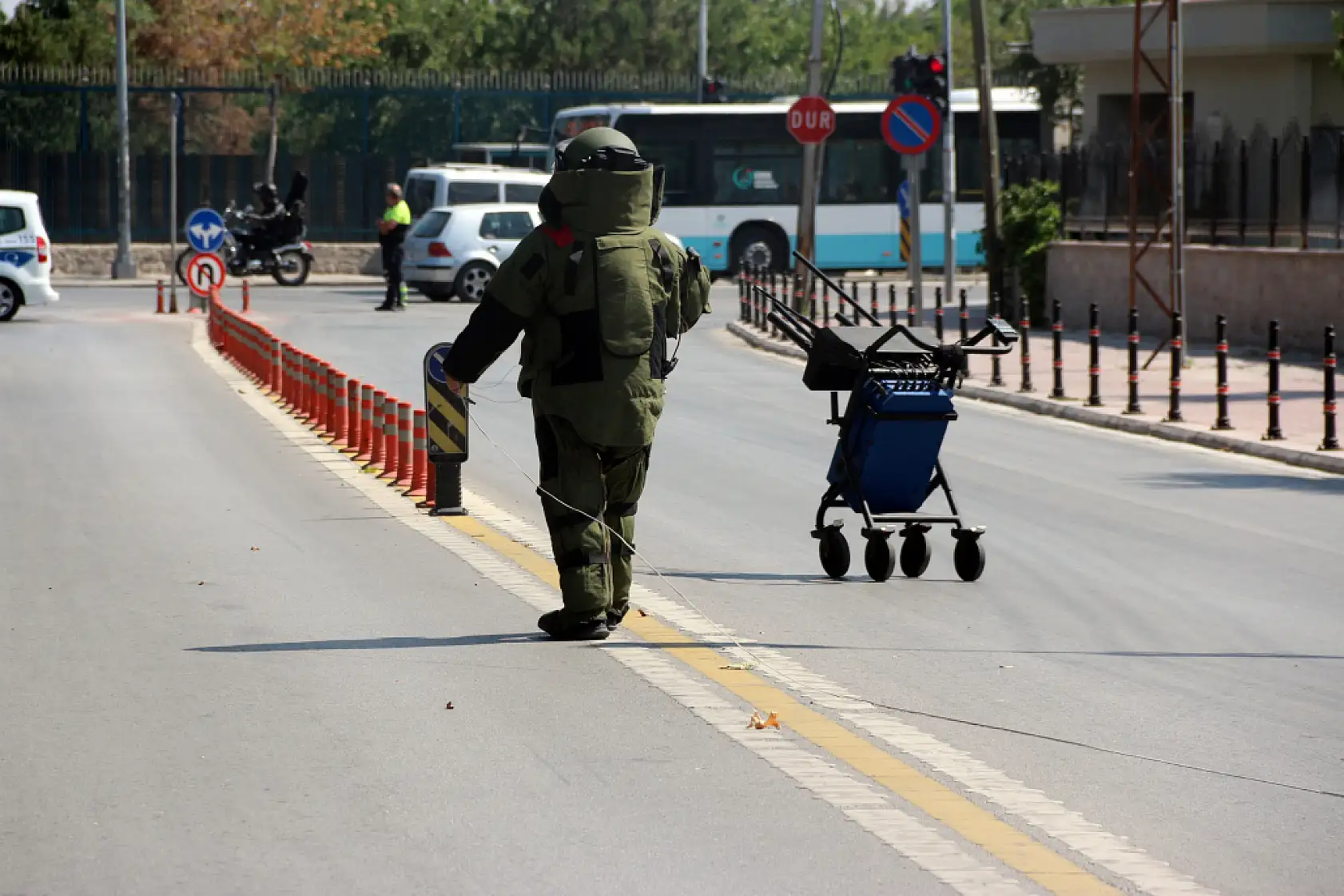 Konya'da bomba uzmanlarının ölümle dansı! Yerli ve milli robot Ertuğrul görevde