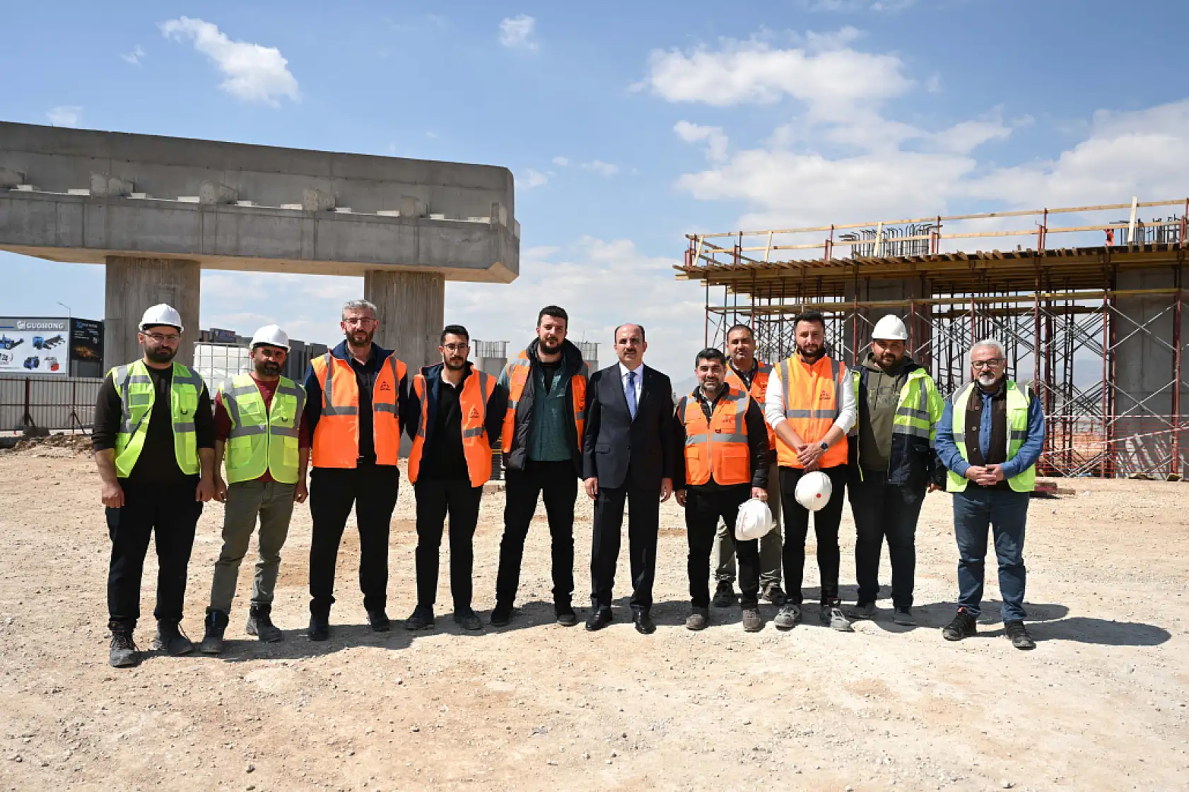Başkan Altay tarih verdi: Tamamlandığında Konya trafiği nefes alacak!
