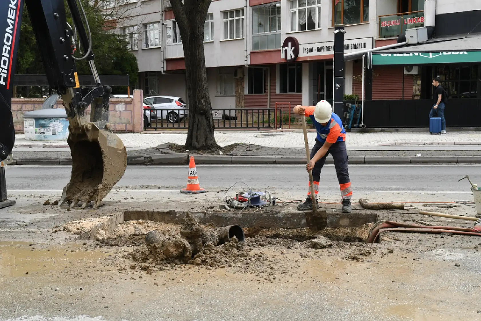 KOSKİ'den dev çalışma: Konya'da 14 vana yenilendi, kesinti riski azaldı!