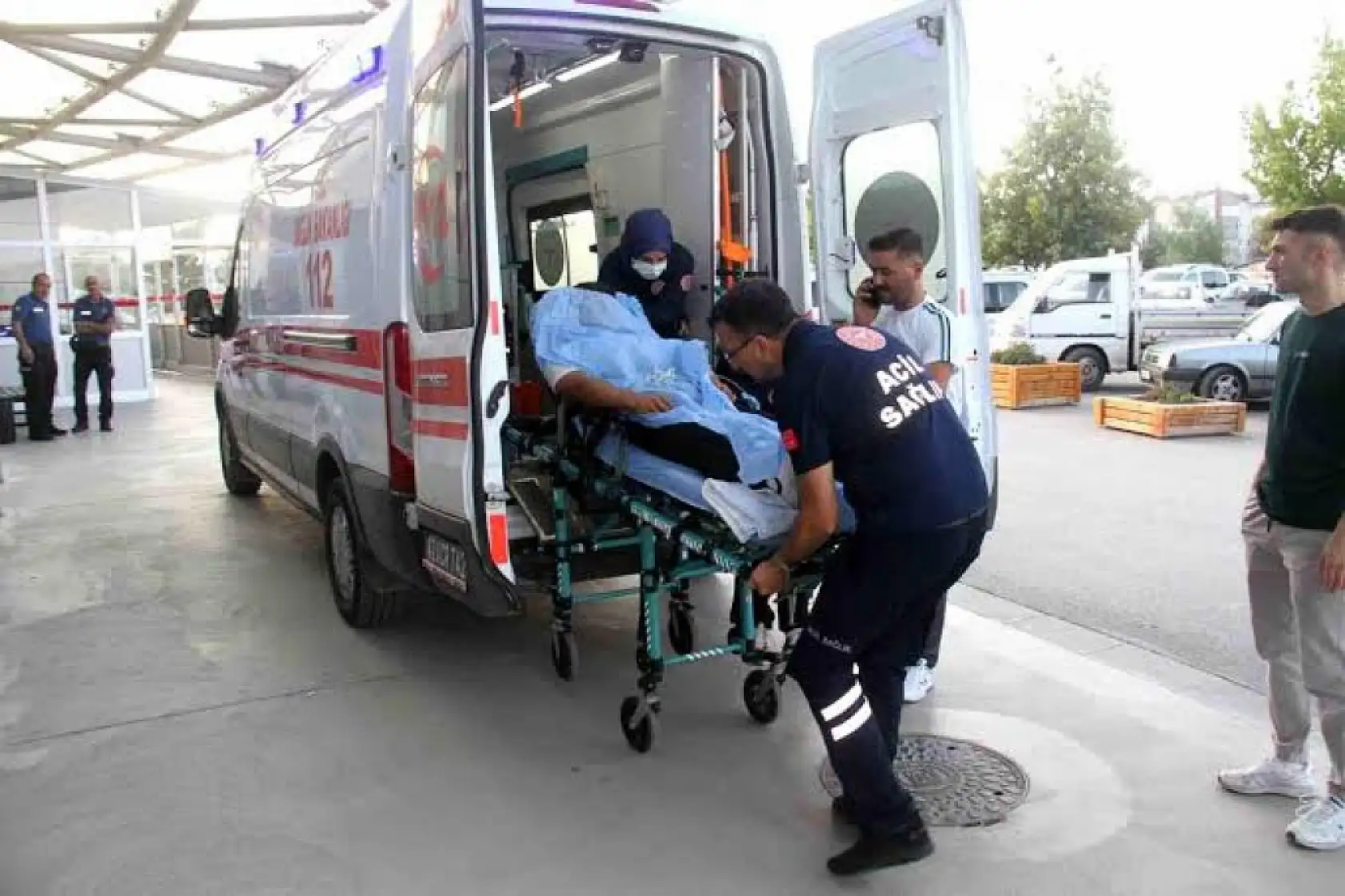 Konya'da aile içi tartışma kanlı bitti! Kardeşini silahla vurdu