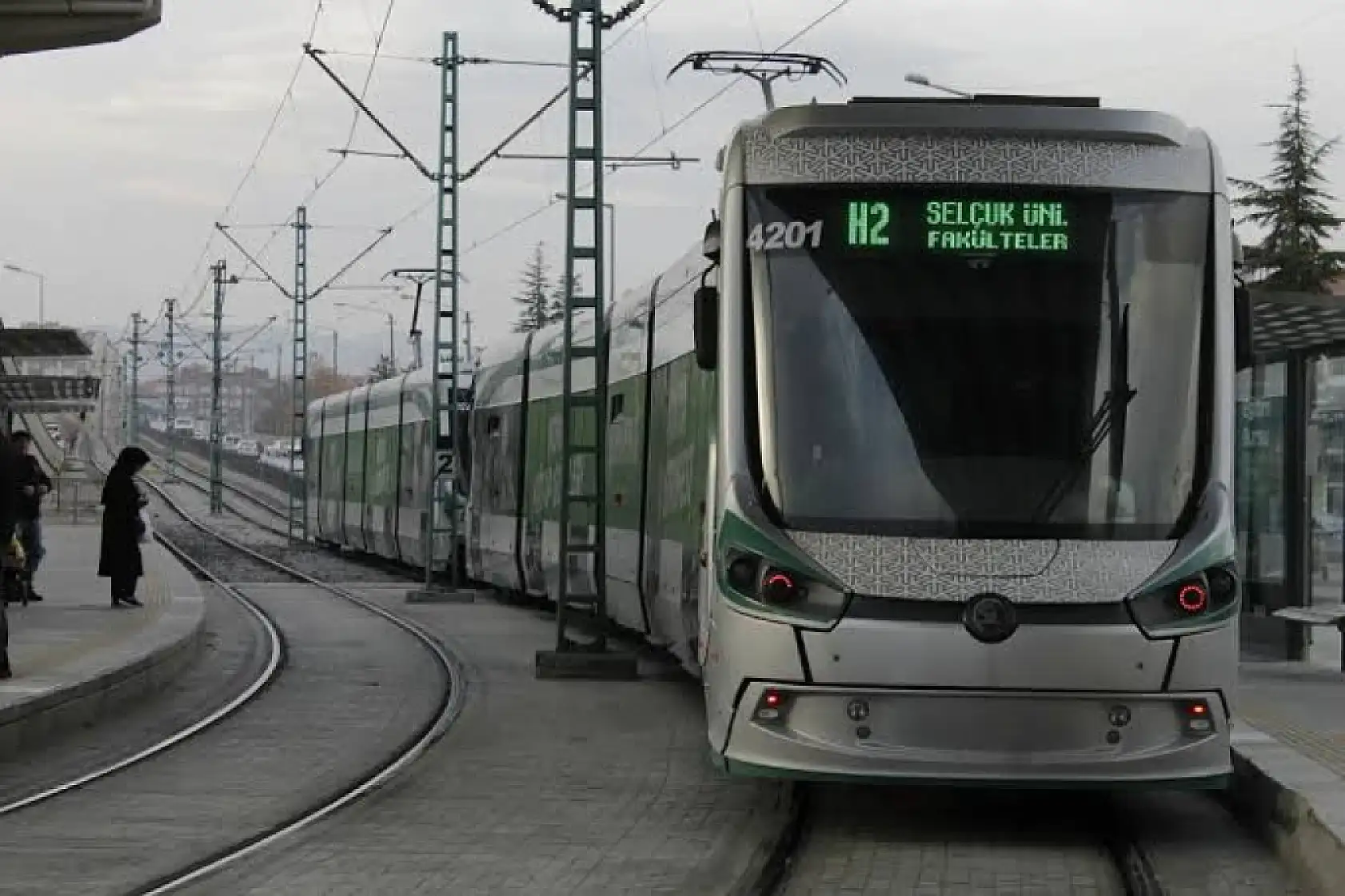 Konya'da tramvay seferleri değişiyor! O duraktan sonra otobüs kullanılacak!