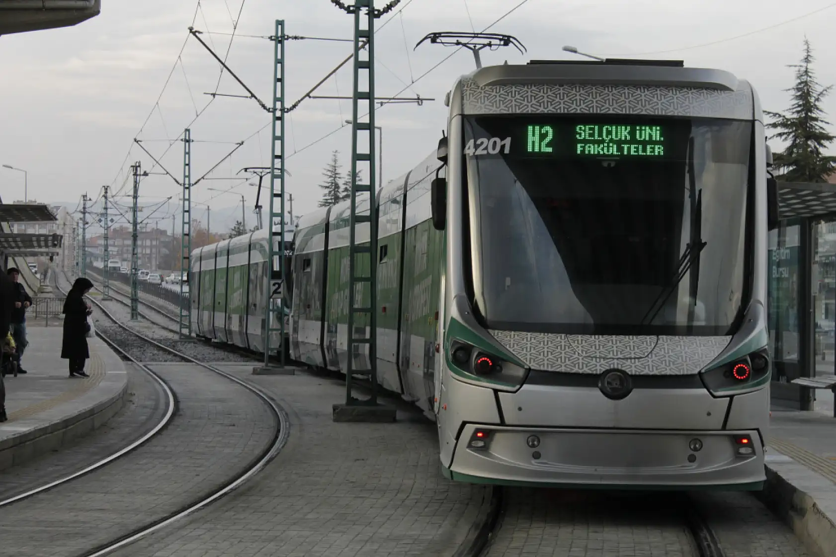 Konya'da tramvay seferleri duracak! O saatlerde otobüs kullanılacak!