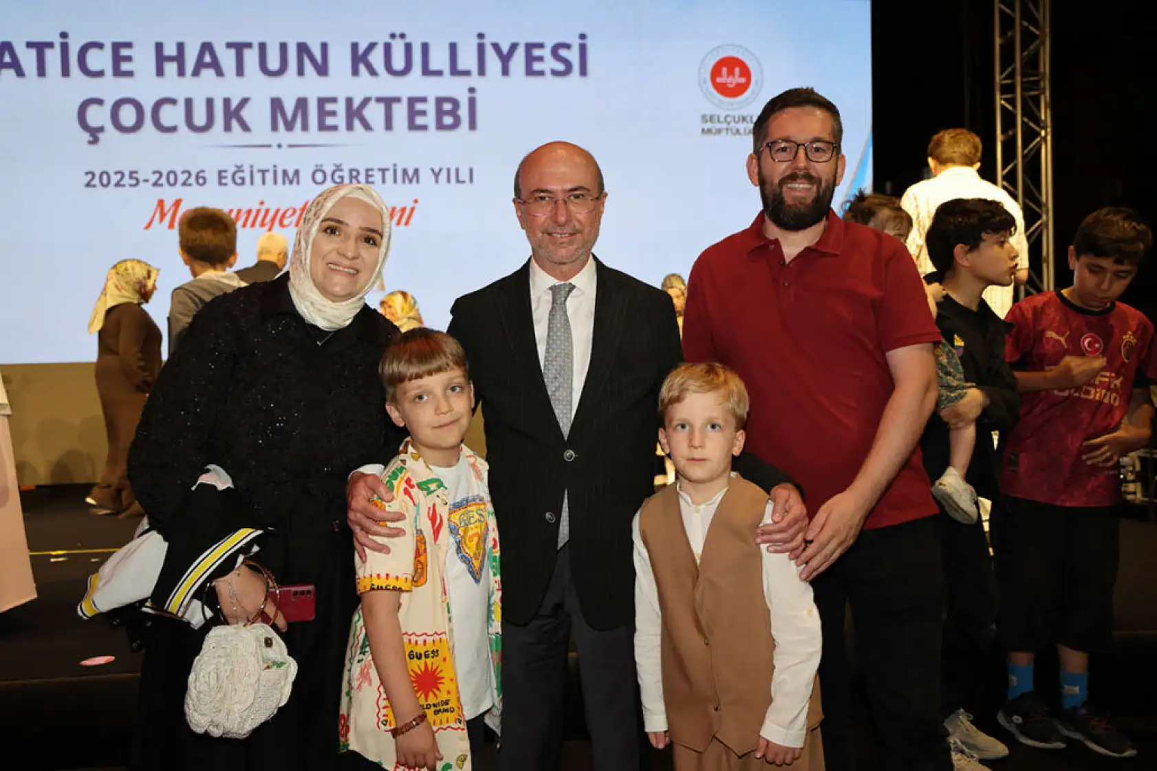 Konya'da Hatice Hatun Külliyesi'nde mezuniyet heyecanı!