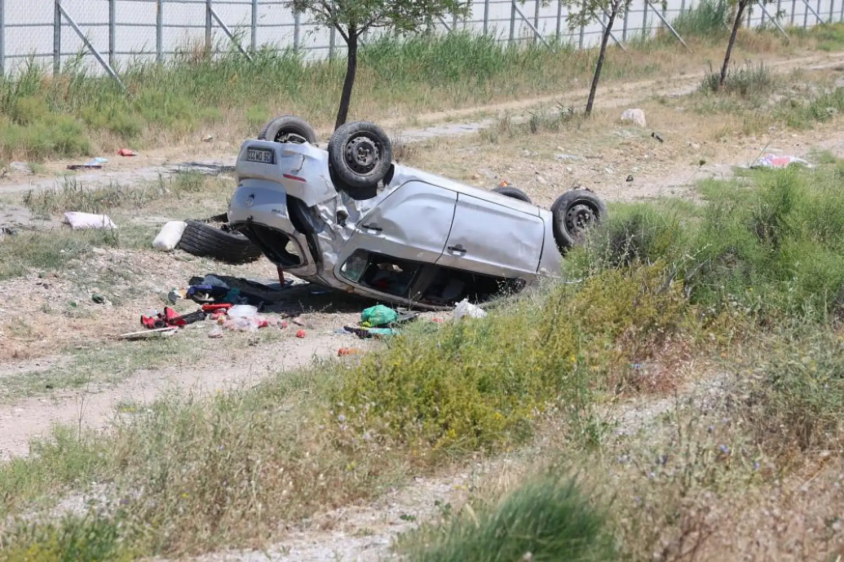 Konya'da bir aileyi yıkan dehşet kaza! Takla atan otomobilde 8 yaşındaki çocuk öldü!