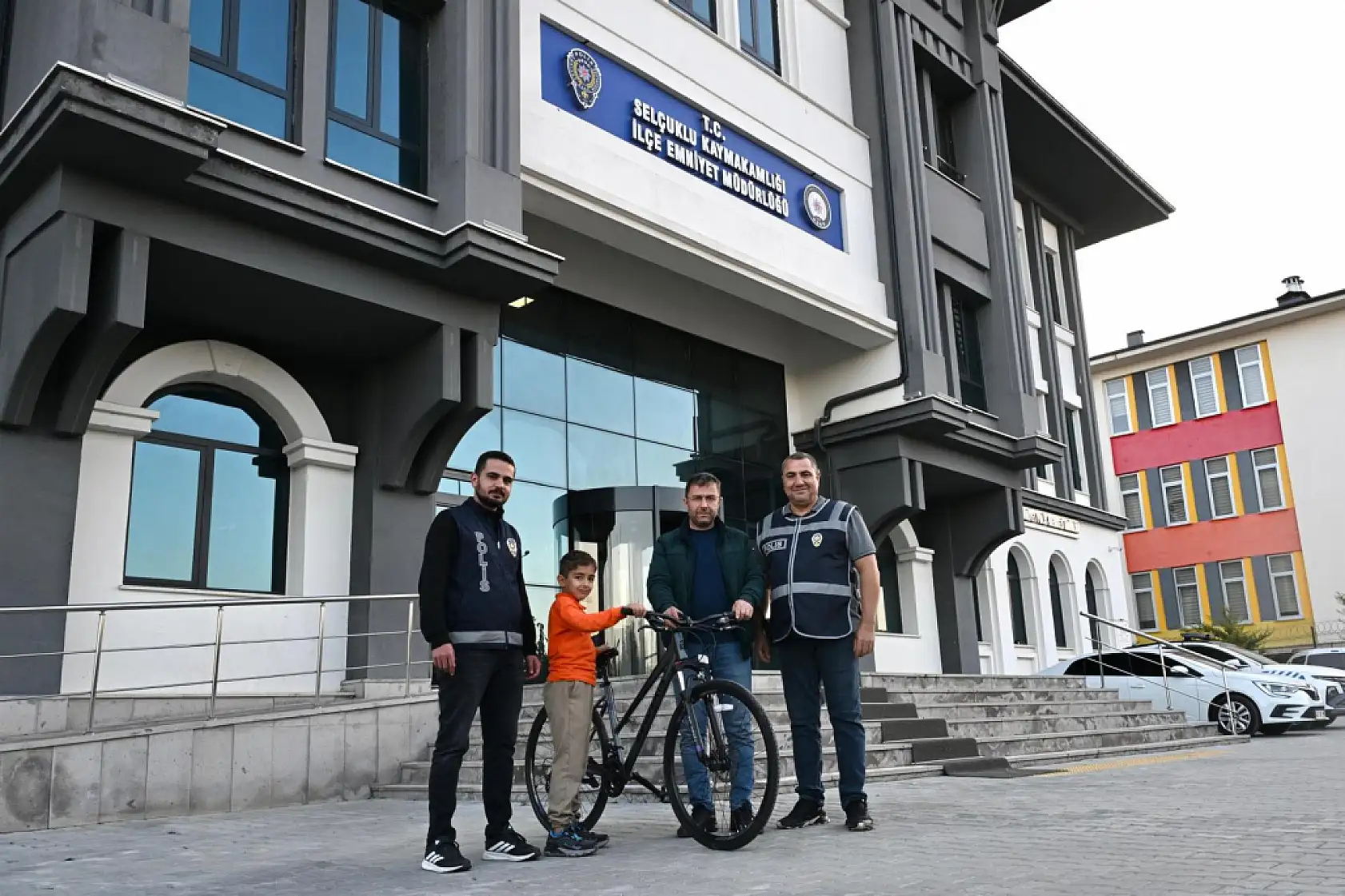 Konya'da seri bisiklet hırsızlarına darbe: 8 şüpheli tutuklandı!