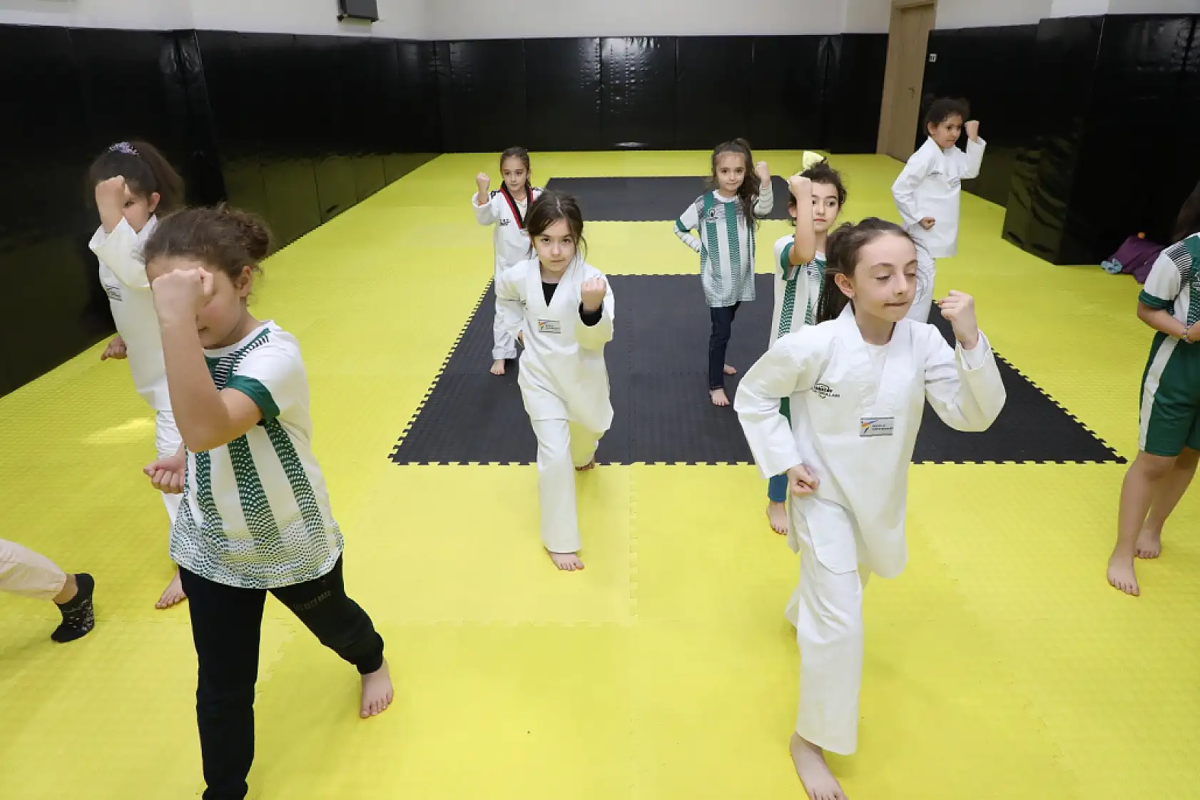 Sporsever Konyalı gençler müjde! Karatay Belediyesi duyurdu: Kayıtlar başlıyor!