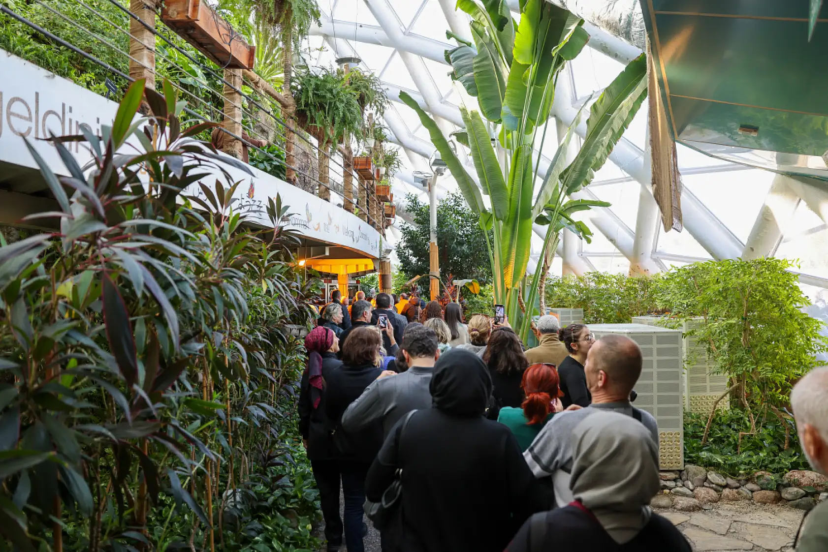 Konya'da bu bahçe yaz kış 28 derece! Mevlana'dan sonra en çok oraya gidiliyor!
