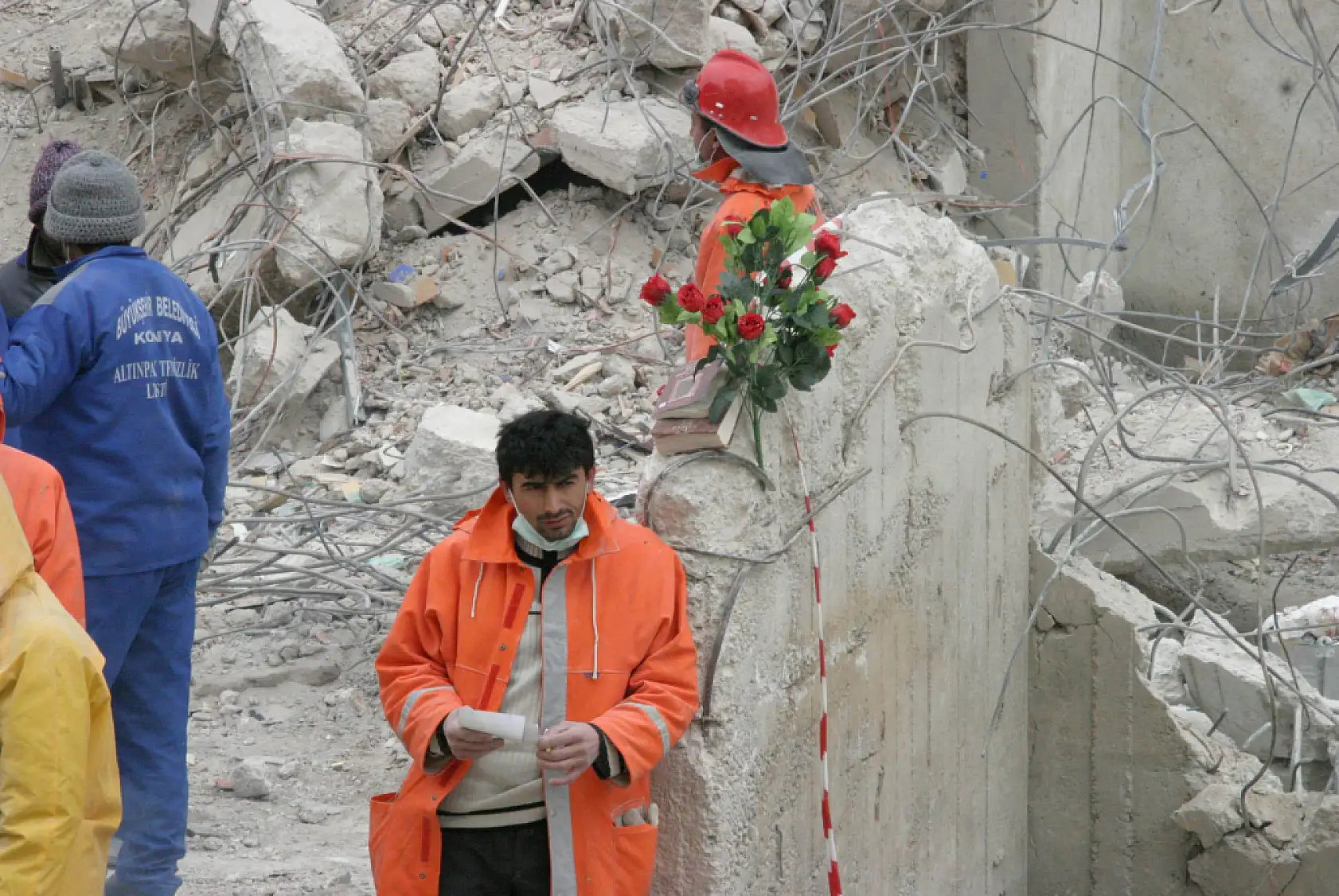 Konya'da 92 kişiye mezar olan zümrüt faciasının üzerinden 22 yıl geçti!