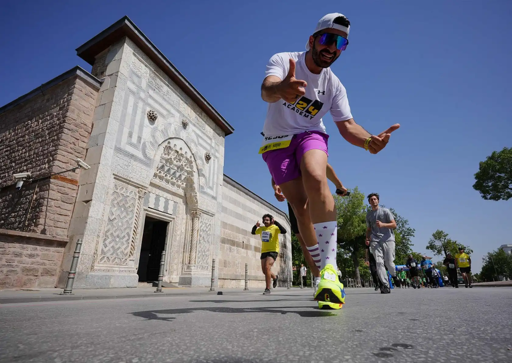 Konya'da maratonun renkleri yarışıyor! Başvurular başladı!