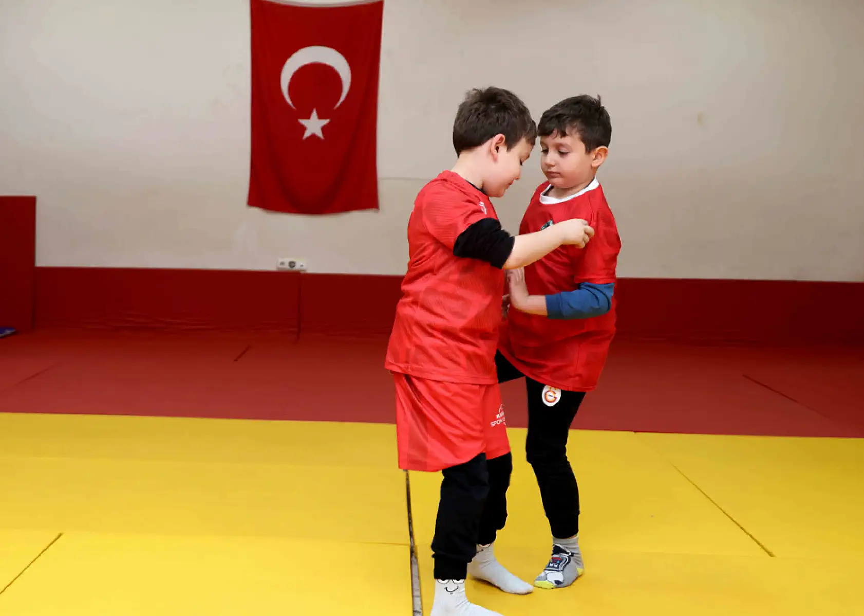Sporsever Konyalı gençler müjde! Karatay Belediyesi duyurdu: Kayıtlar başlıyor!