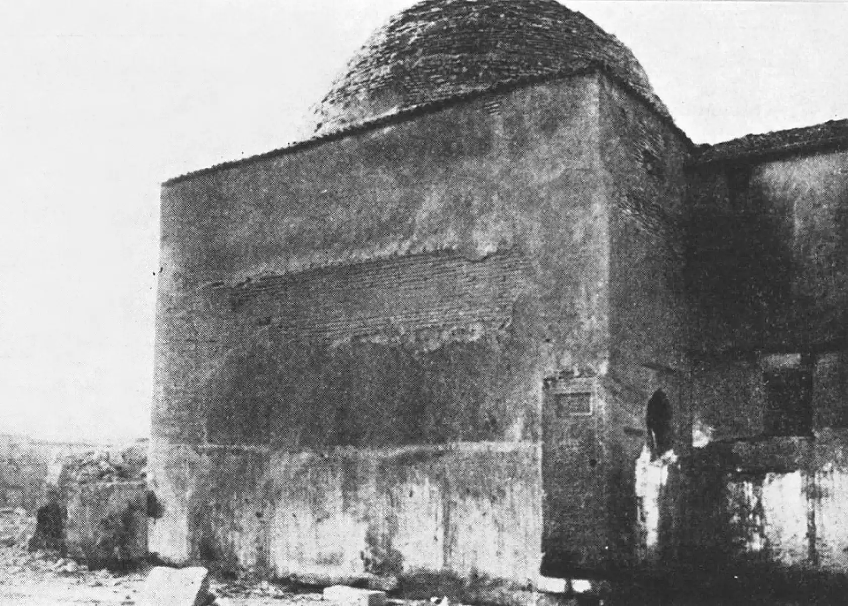 Konya'da bir gecede gizlice yıktırılan türbe kime ait?